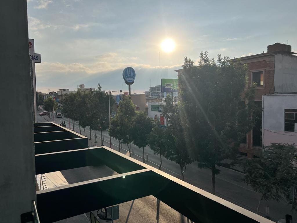 Zitácuaro Hotel Ciclovia & Terraza מראה חיצוני תמונה