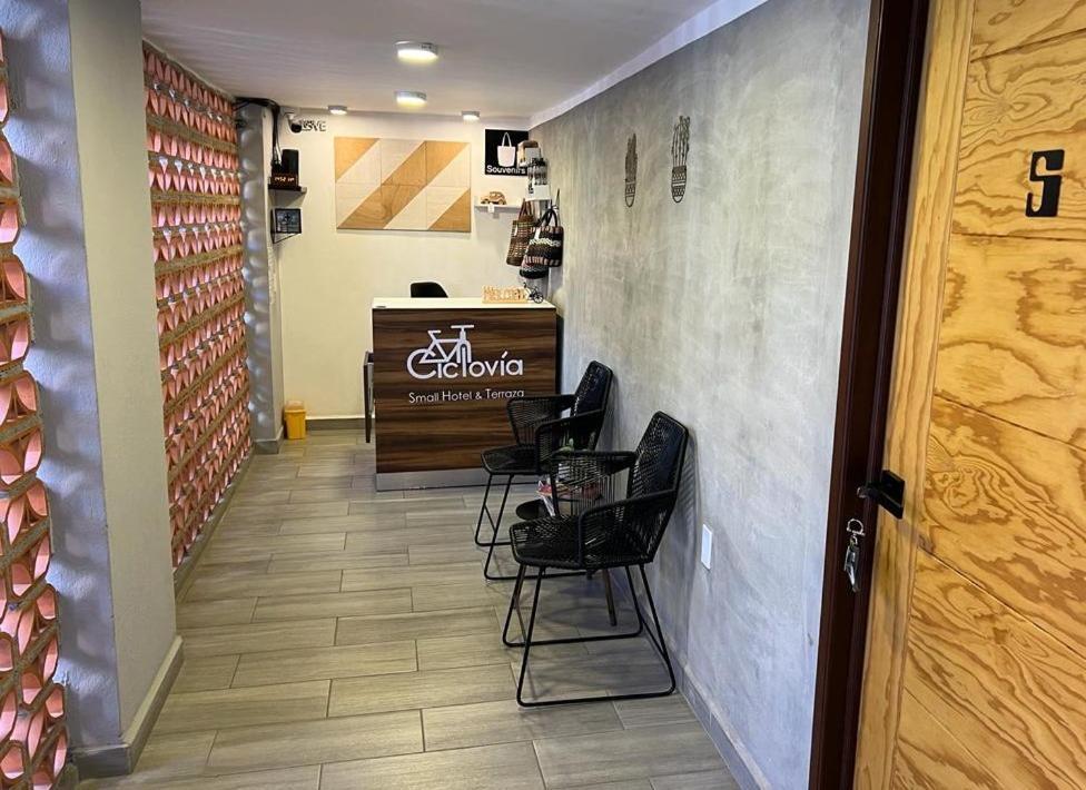 Zitácuaro Hotel Ciclovia & Terraza מראה חיצוני תמונה
